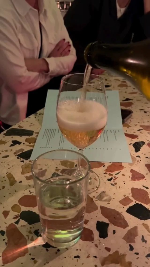 Årets sista helg på Katarina Bangata 66 tar sin början och drop-in platser finns! Om vi inte ses i helgen eller på måndag; Gott nytt år och tack för 2025 🍾